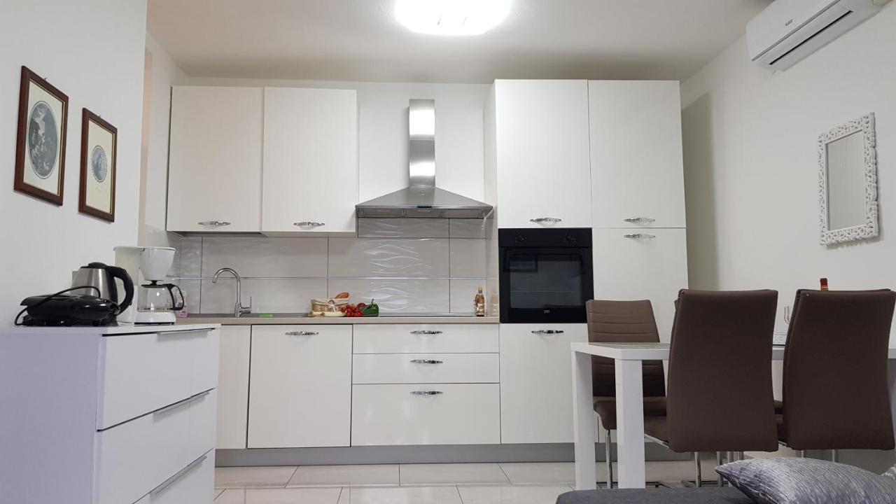 Apartman Ivan Senj  Luaran gambar